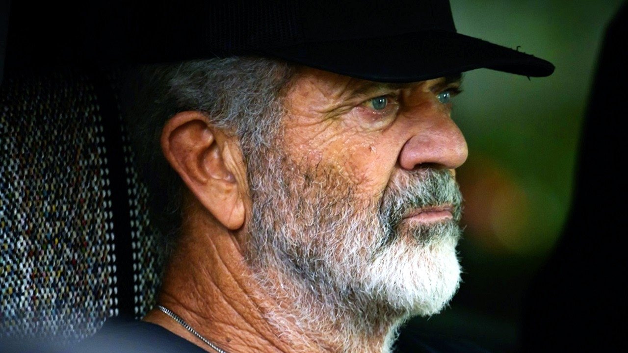 Hunting Season Movie Screenshot 5